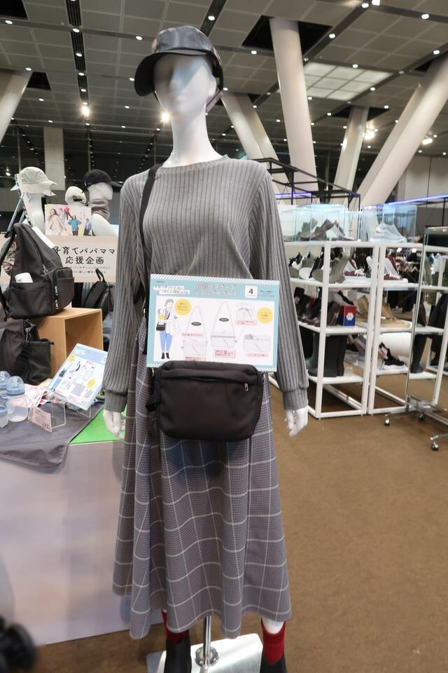 ワークマン　高撥水マザーズショルダーポーチ　ちょうどいいサイズ感