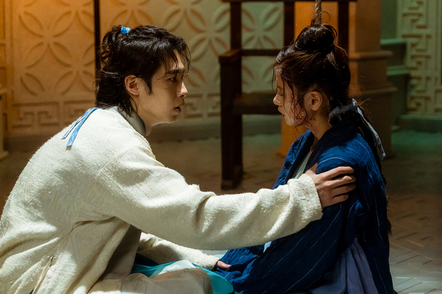 Netflixシリーズ『還魂』独占配信中