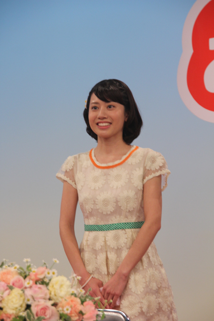 新・うたのお姉さん、小野あつこおねえさんお姉さん、小野あつこ