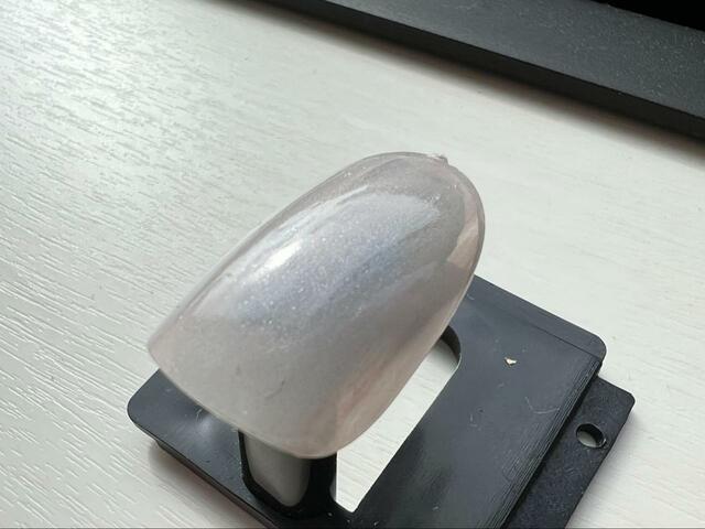 【B IDOL まいぽりっしゅ】「01：グレイッシュレディー」自然光に当てると繊細なパールが優しく輝く！