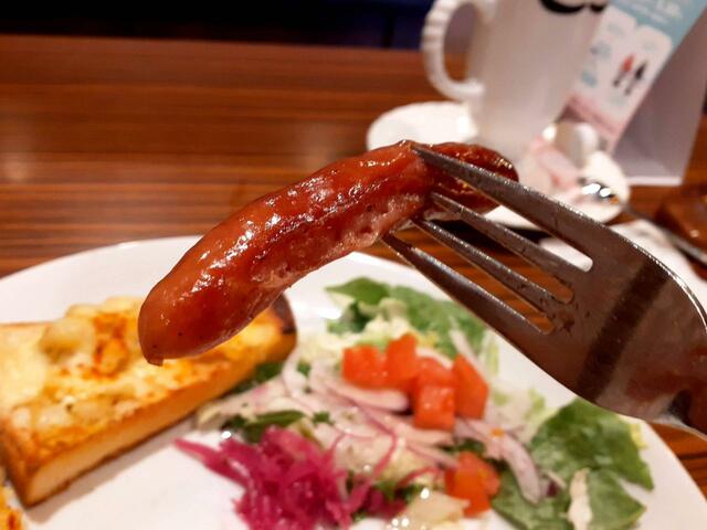 朝の体にパワーチャージ！ソーセージソーセージ【びっくりドンキー・ドンキースペシャルブレックファスト 】