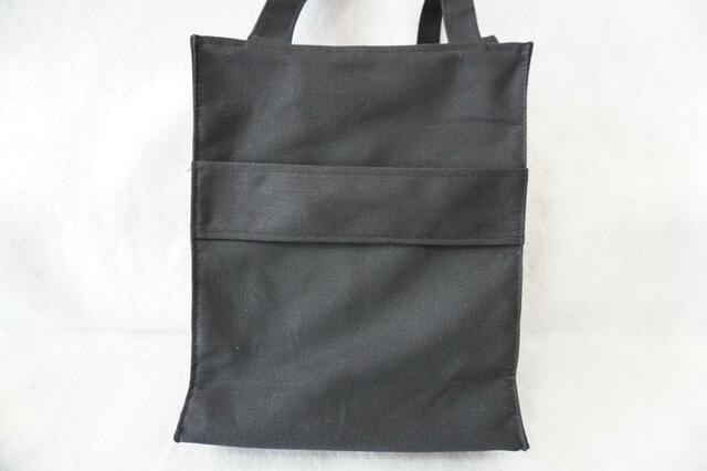 キャリーケースに通せるベルトがある