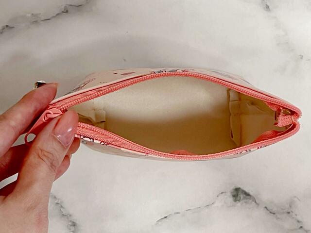 【100円ショップ×うる星やつら】内側にはポケットはなし