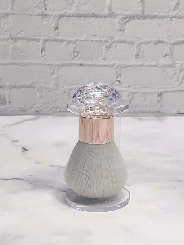 【Francfranc】クリスタ メイクアップブラシ スタンド付 グレー／税込1,200円