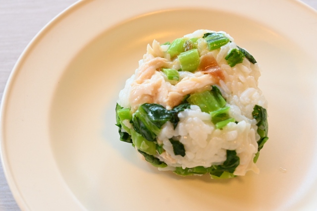 「梅マヨささみ丼」をおにぎりにしてみました！