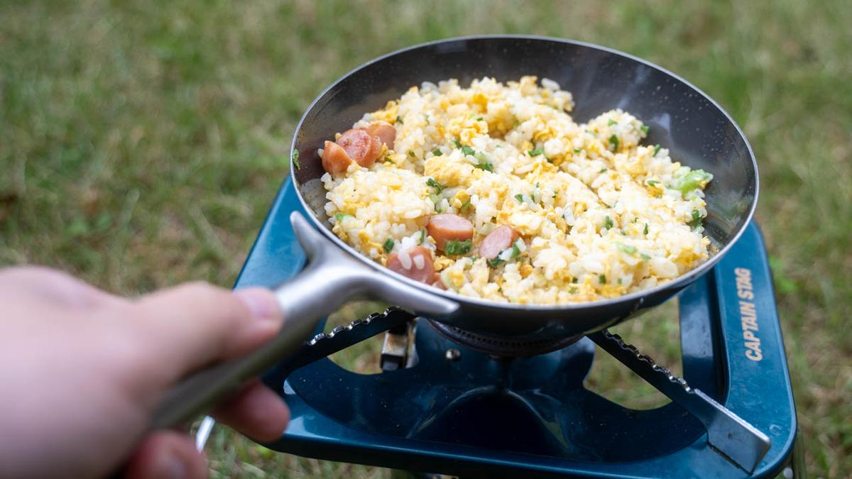 そのサイズ、わずか17cm。育てなくてもすぐ使える「キャンプ中華鍋」の