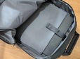 【ユニクロ ファンクショナルバックパック】15インチのノートPCはギリギリ入る大きさです！