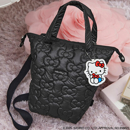 Hello Kitty 黒 ハンドバッグ リボン付き ハローキティの書店で買える「3WAYバッグ」でるよ!おしゃれな