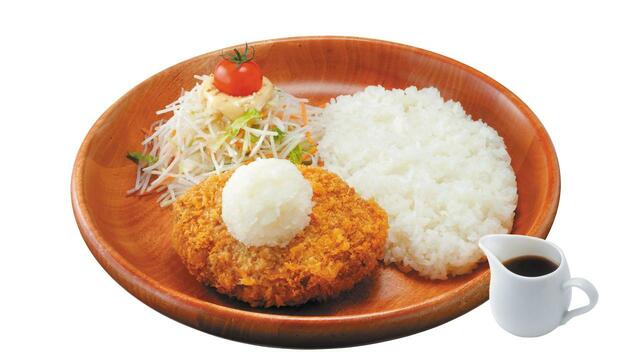 「メンチカツおろしポン酢ディッシュ」<1,060円>【びっくりドンキーに「ハンバーグ屋のメンチカツ」が今年も登場】