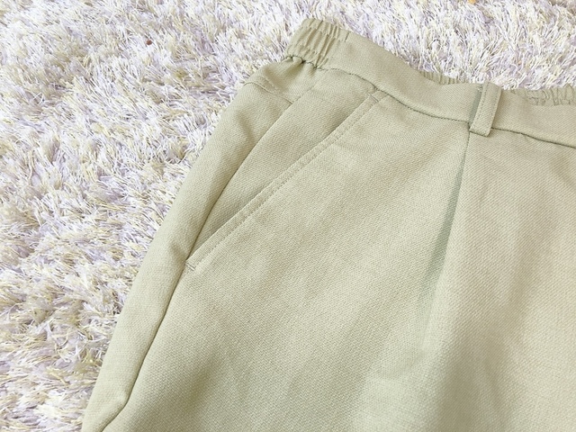 【ワークマン レディースシーンレスシームレスパンツエア】サイズはレディースM、L、LL