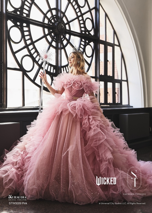 【クラウディア】『ウィキッド』新作ウェディングドレス「WICKED|SACHIKO TSUTSUI」 STW0009_Pink