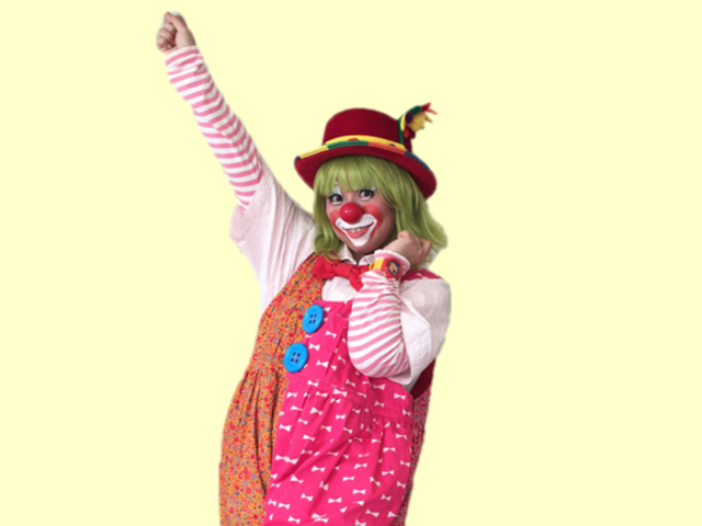 「タイマン大道芸バトル」のステージも！