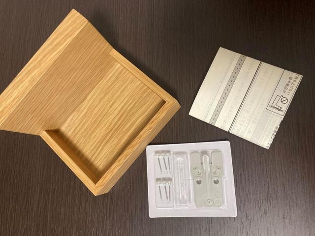 【無印良品　壁に付けられる家具　トレー　オーク材突板】ナチュラルな雰囲気のトレー