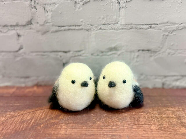 完成した2羽目を並べてみました。かわいい〜!