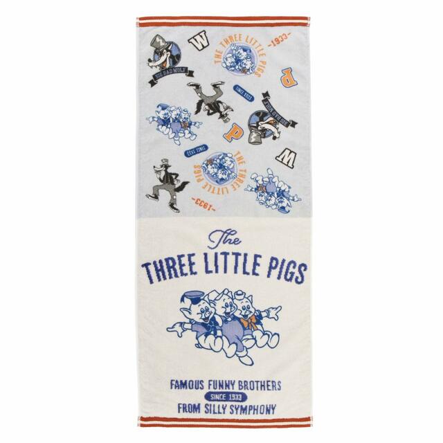 フェイスタオル 1,600円|東京ディズニーリゾート「三匹の子ぶた」グッズ|販売店舗:東京ディズニーランド「タウンセンターファッション」、東京ディズニーシー「スチームボート・ミッキーズ」|発売日:2023年12月26日(火)