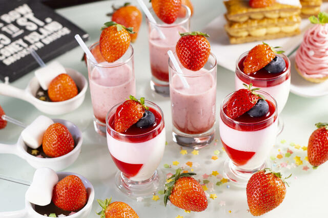 「ステーキ＆ストロベリーランチビュッフェ」＜期間：2026年2月21日～23日＞【旬のいちごのデザートや鉄板焼きステーキを好きなだけ！グランドホテル浜松の「ステーキ＆ストロベリーランチビュッフェ」】