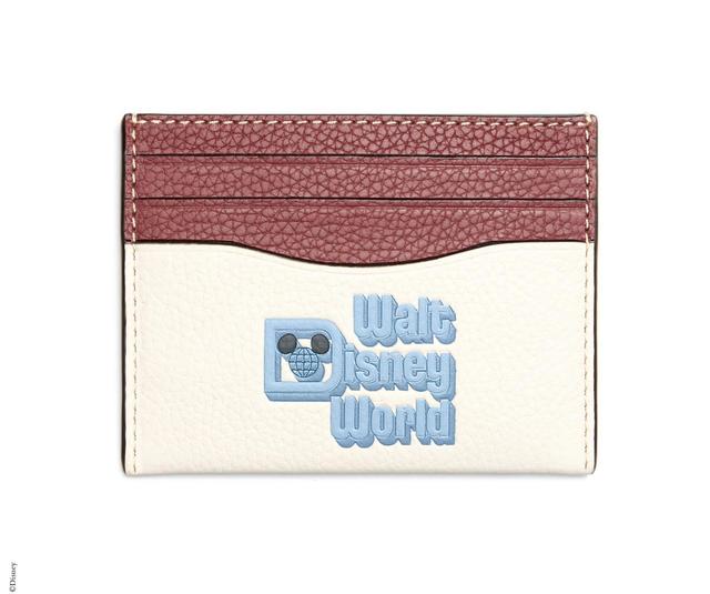【DISNEY X COACH】カード ケース ウィズ ウォルト ディズニー ワールド モチーフ／¥17,600 (税込)