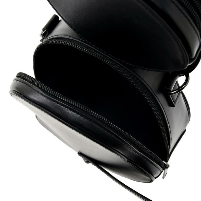 チェシャ猫 ショルダーバッグ 蓄光 ダイカット ブラック CHESHIRE CAT 7,500円