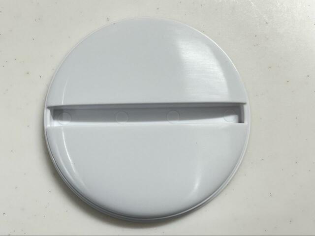 【サンコー 炊き立て丼】つかむ部分を下にしてふた置いてから炊飯なべを置く