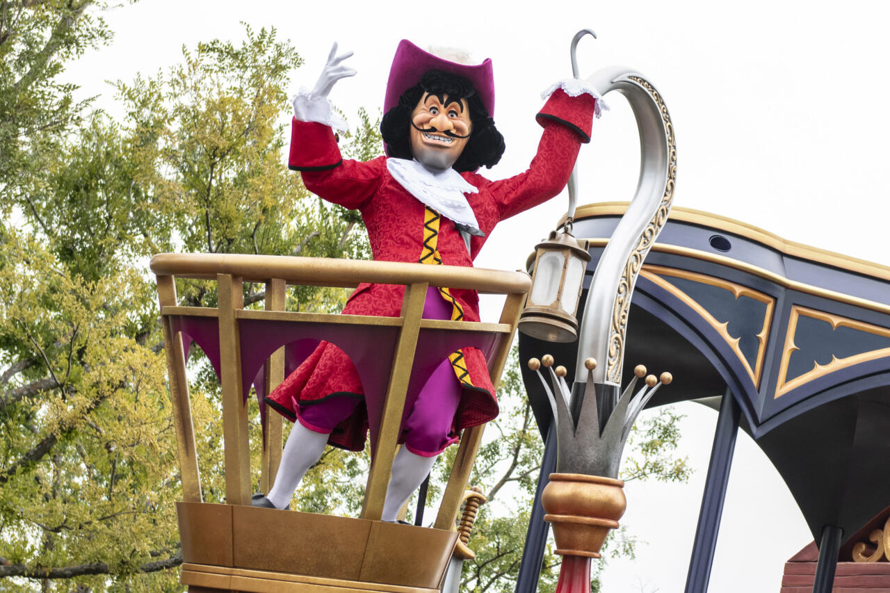 必見】2024年の「ディズニー・ハロウィーン」はヴィランズたちが大集結