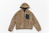 リバーシブルフリースジャケット 7689円（税込）