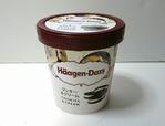 こちらの味も同じくコスパ最強！【ハーゲンダッツジャパン　ハーゲンダッツ パイント クッキー＆クリーム　473ml　568円】