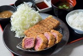 『牛カツ相盛り膳』：1,480円（+税）