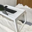 【IKEAベッドトレイ　KLIPSK クリプスク】価格は1,299円。トレイの溝にタブレットや本を立たせることができる