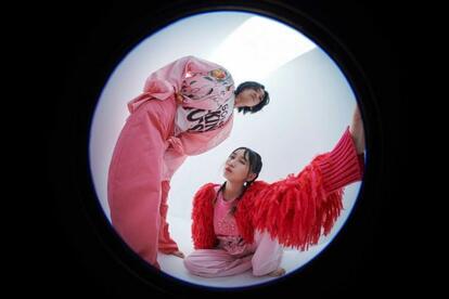 YOASOBI】10月17日よりチケット発売！即完した「アジアツアー」追加