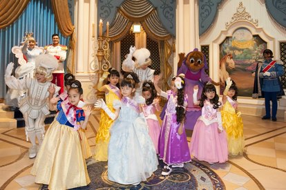 TDL】アナ＆エルサにもなれちゃう! 女の子の夢がいっぱい「ようこそ