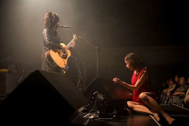 「MORRIE Solo Live 2015 “HARD CORE REVERIES”2DAYS」　撮影・大島康一 