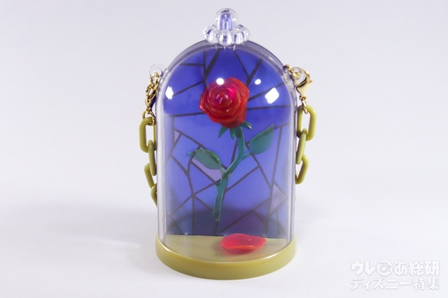 カラフルチョコレート、ミニスナックケース付き ¥850