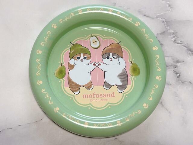 ライトグリーンとフルーツにゃんが爽やかでかわいい♪