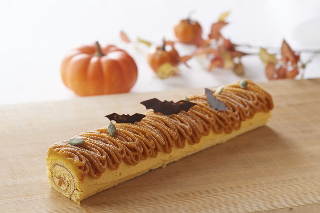 パンプキンロールケーキ