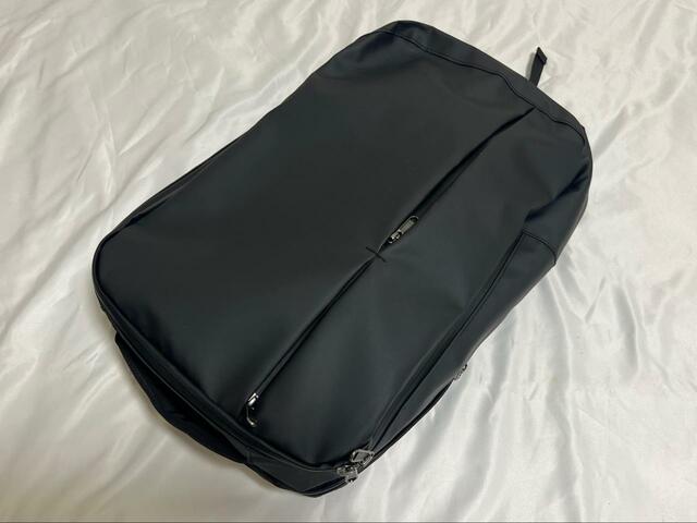 【ワークマン　BASICバックパックll】水筒や参考書など大きめの荷物を入れてもしっかり閉まります◎