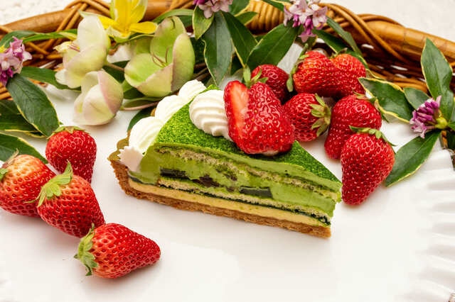 「京都府宇治市産 “辻喜”抹茶のショートケーキタルト」Piece ￥1,058