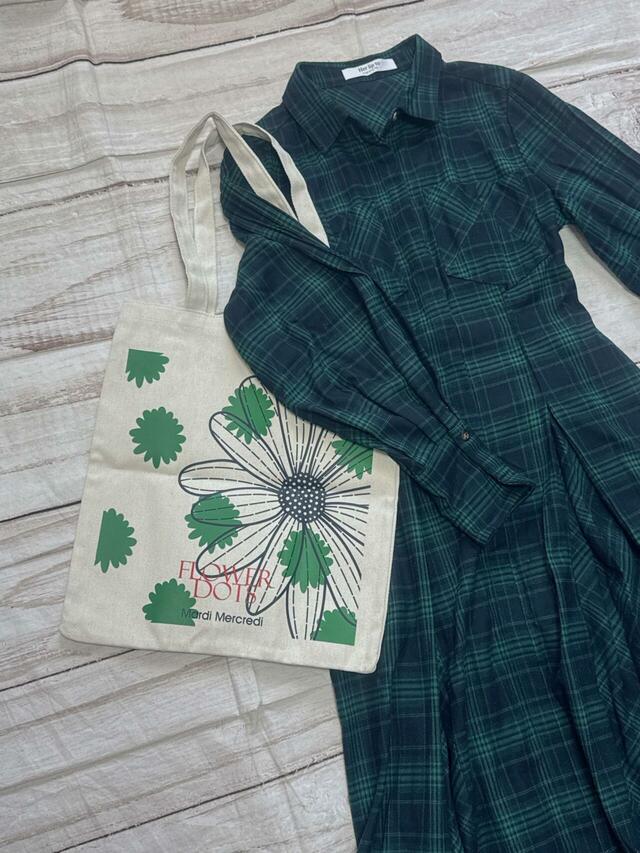 フラワードッツのグリーンとチェックのグリーンのカラーを合わせてみました♪