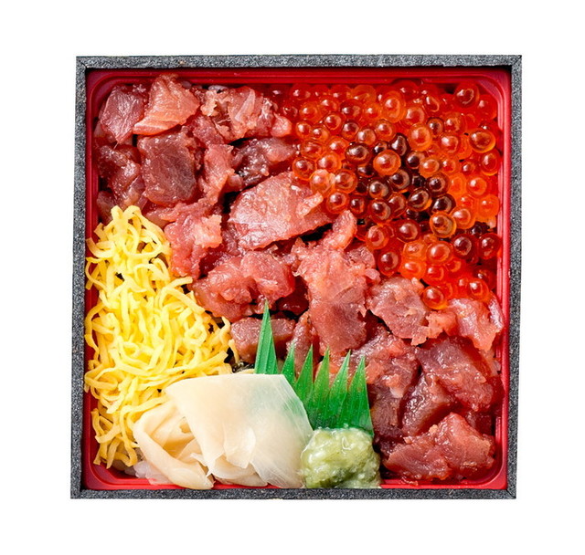 まぐろいくら弁当