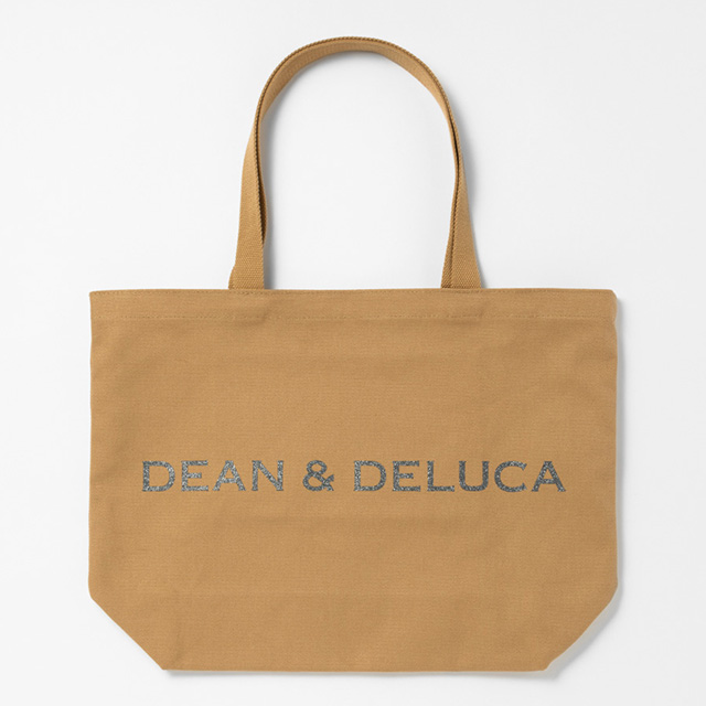 【DEAN & DELUCA「A BAG FOR HAPPINESS 2025」カフェオレ/Lサイズ】約縦32×横45×マチ13cm。大容量サイズでまとめ買いにも便利!