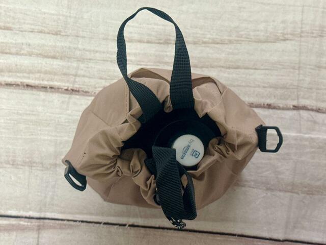 550mlのペットボトルがちょうど収納できるサイズ感