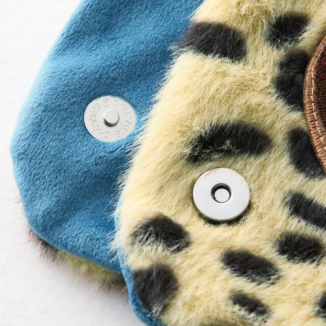  ふわふわネックウォーマー「クロウハウザー」｜￥3,990 （税込）