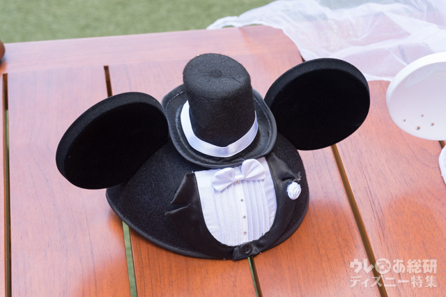 海外パークなどで売られているファンキャップのディスプレイ