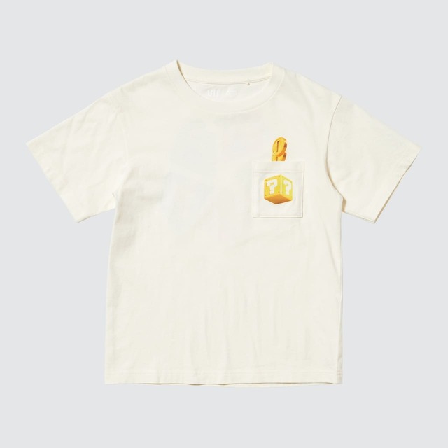 【ユニクロ「ザ・スーパーマリオギャラクシー・ムービーUT」】KIDS 100-160 各990円／フロントはポケットをハテナブロックに見立て、コインが飛び出しているかのようなデザインに