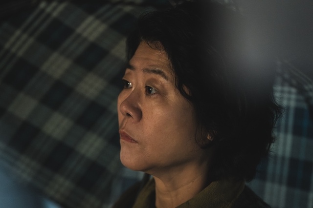 『照明店の客人たち』ディズニープラス スターで全話独占配信中 