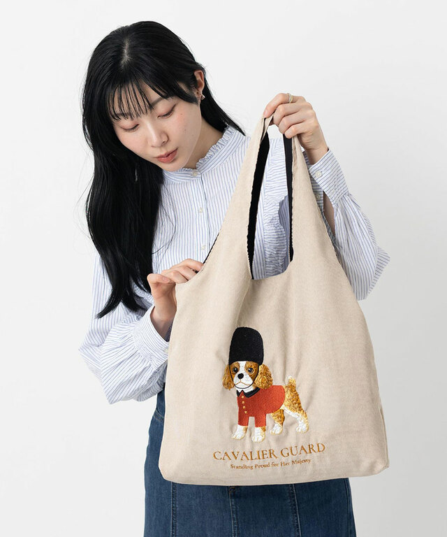 【Jubilee <ジュビリー>】英国ロイヤルデザイン 猫 犬デザイン刺繍 コーデュロイ トートバッグ