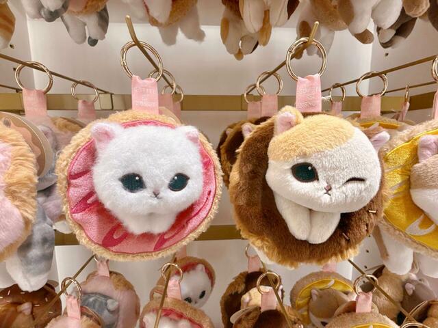 【mofusand TOKYO】COFFEE AND DONUTS マスコットキーリング(ベリーベリー)・COFFEE AND DONUTS マスコットキーリング(ミルクチョコ)/各税込2,530円