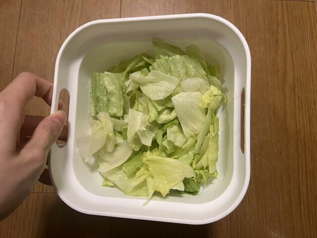 【ニトリ　スライサーザルボウルセット】キャベツの水切りの様子