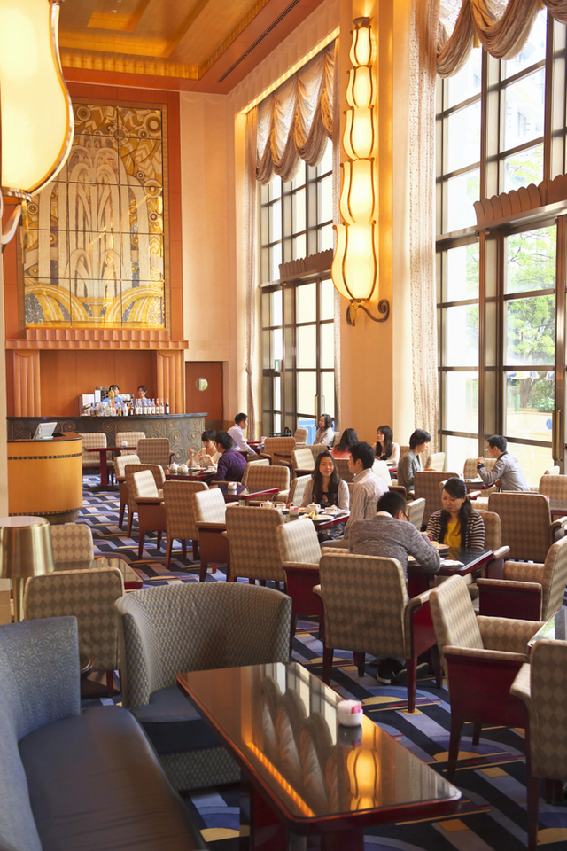 ディズニーアンバサダーホテル「ハイピリオン・ラウンジ」