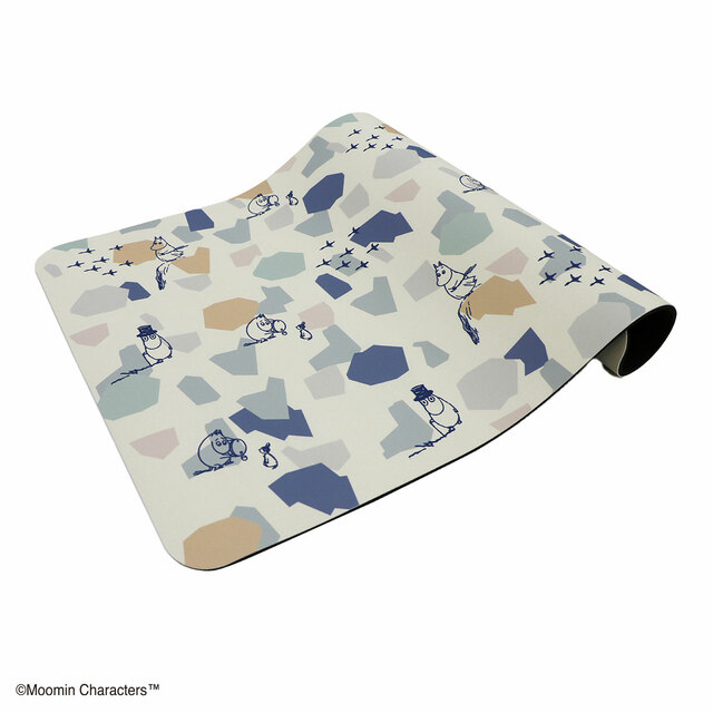 「ムーミン 珪藻土入り ソフトバスマット シェイプス」2,970円（税込）