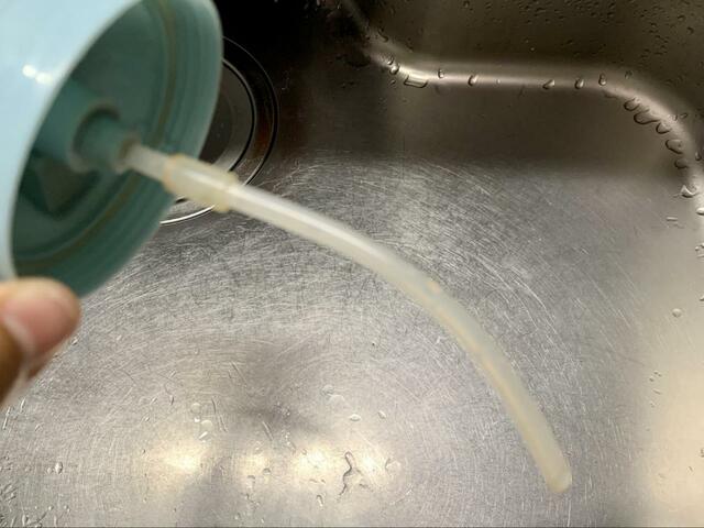 【キャンドゥ ストロー洗い2P】AFTER＞ストロー用のブラシでこするだけできれいに